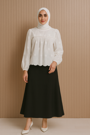 Leah Embroidery Blouse