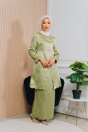 Eid24 - Aulia Satin Kurung (Adult)