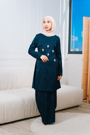 Eid24 - Qisya Kurung Pahang