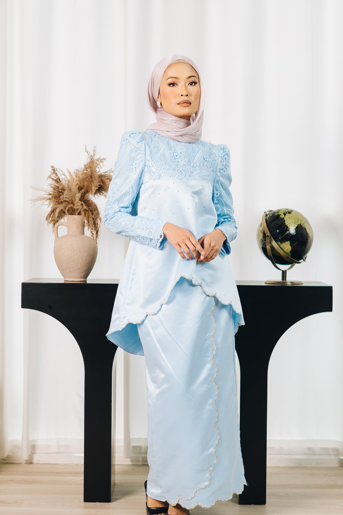 Sophia Lace Kurung (Adult)