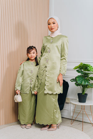 Eid24 - Aulia Satin Kurung (Adult)