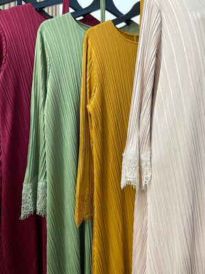 Eid25- Lutfiah Pleated Abaya