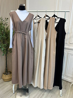 Shiqa Sleeveless Dress With Sash