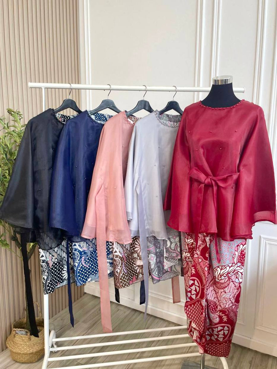 Fyna Organza Top Batik Set