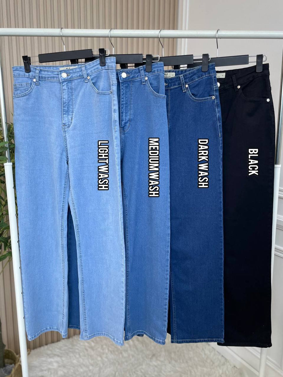 Novi Basic Jeans