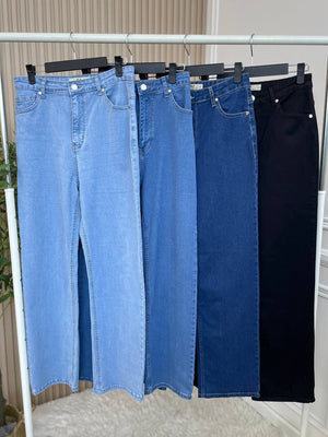 Novi Basic Jeans