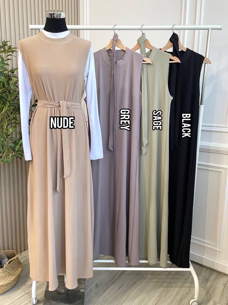 Nara Sleeveless Dress