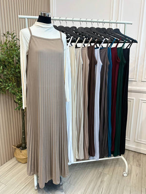 Sleeveless Pleated Dress