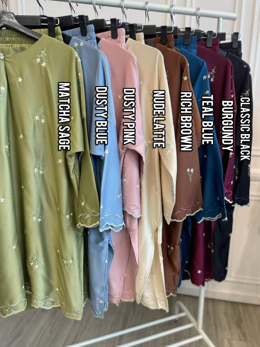 Eid26 - Anggun Kurung