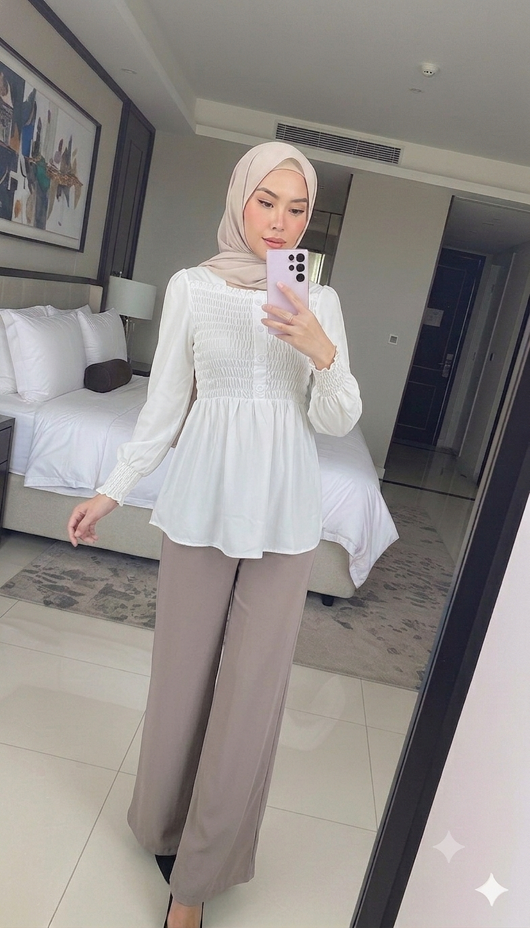 Feena Flare Pants