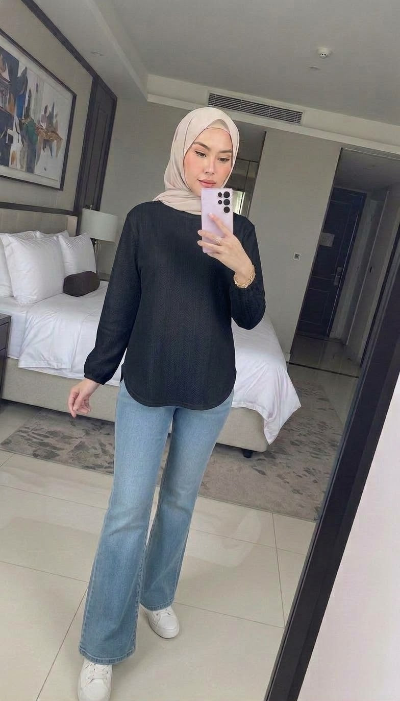 Lina Textured Top