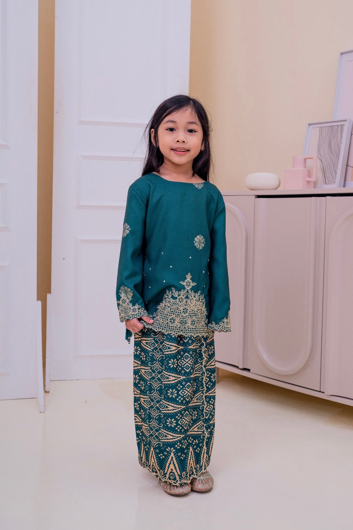 Eid23 - Sofia Songket Kurung (Kids)